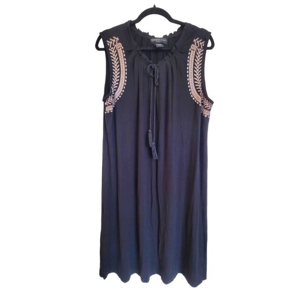 2X Black Embroidered Sleeveless Midi Dress with Ruffle Collar - Picture 1 of 5